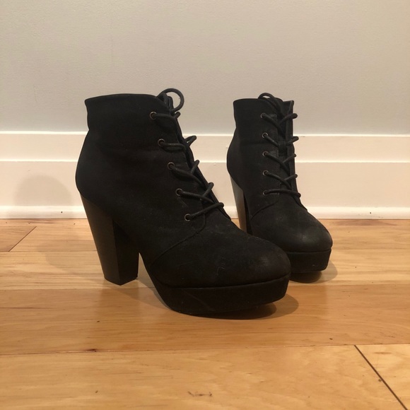 Mossimo Supply Co. Shoes - Mossimo Heeled Booties Size 9
